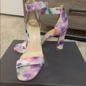 Spring Line Vince Camuto